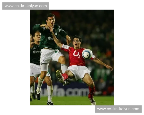 波罗的海的咆哮：利耶帕亚与苏杜瓦的绿茵宿命之战